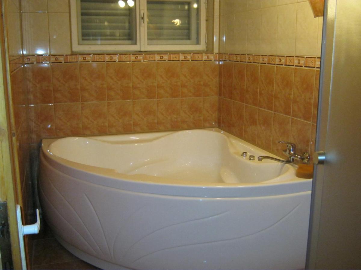 Bed and Breakfast Daniel Panzio BaileTusnad Zewnętrze zdjęcie